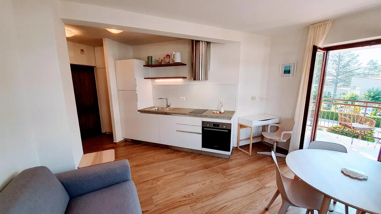 Luxury Apartment - Few Minutes From The Sea Porec