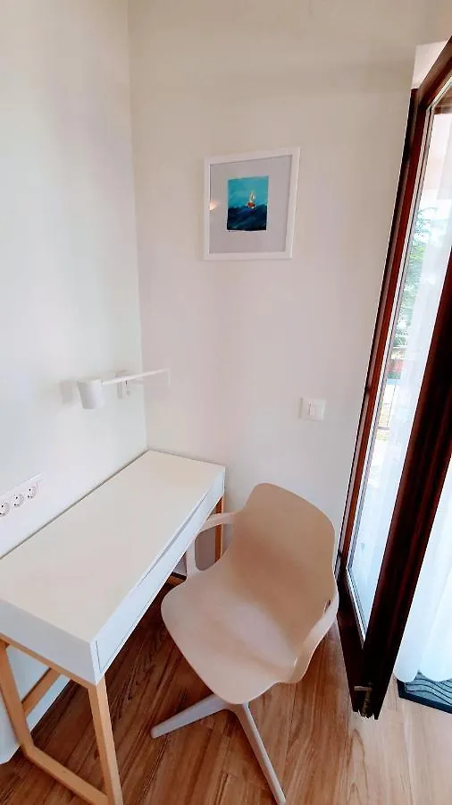 Luxury Apartment - Few Minutes From The Sea Porec 0*,